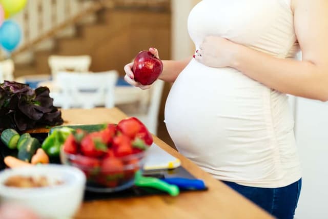 Hamilelere Yönelik Sağlıklı Atıştırmalıklar image