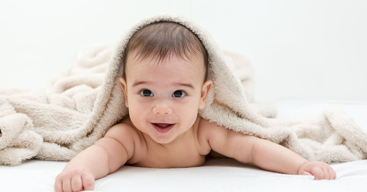 3 Aylık Bebek Gelişimi: Kilo, Boy, Beslenme ve Bakım Rehberi kapak resmi