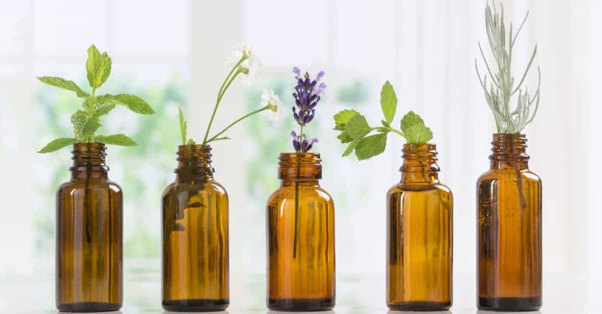 Aroma Terapi Nedir ve Doğumda Nasıl Kullanılır? kapak resmi
