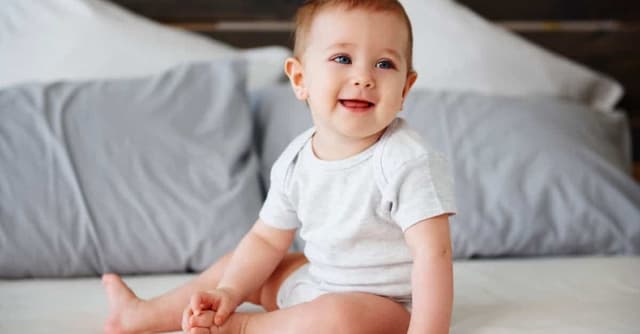 Bebeklere Oturma Nasıl Öğretilir? image