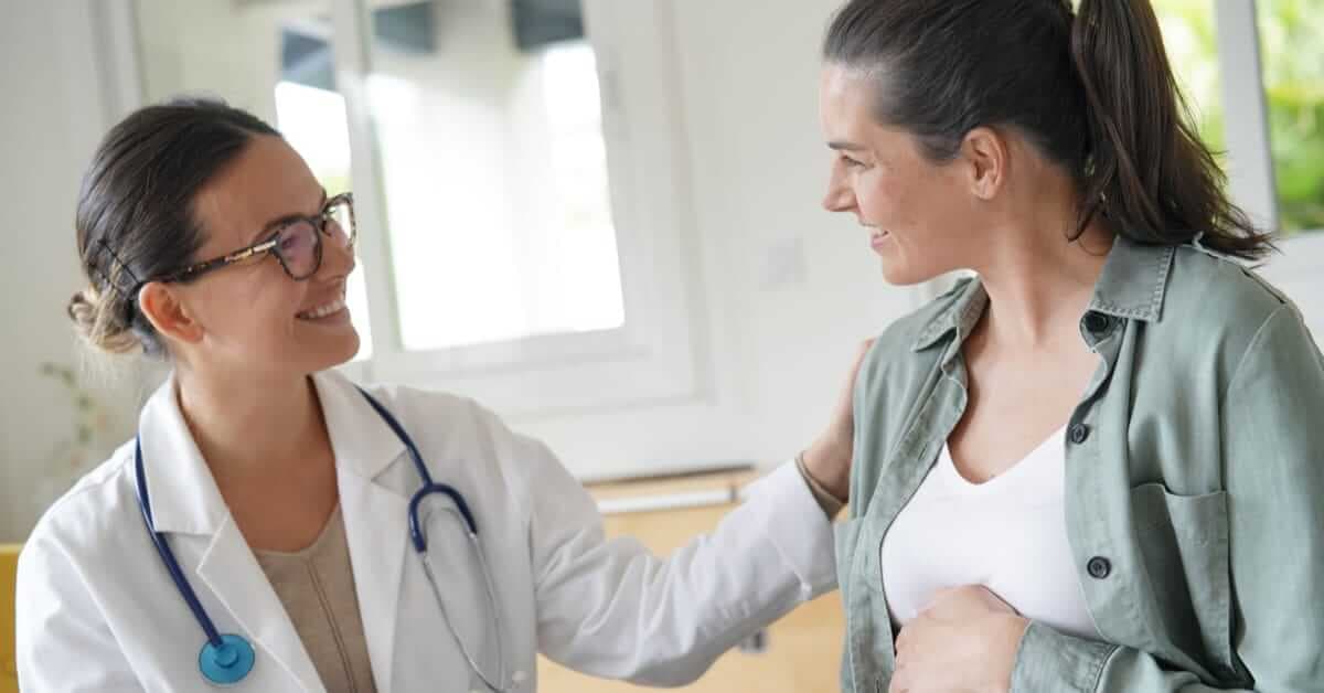 İlk Doktor Randevusunda Anne Adaylarını Neler Bekliyor? kapak resmi