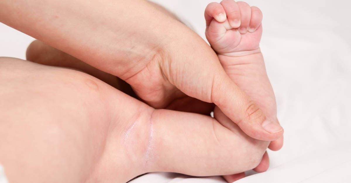 Bebeklerde Koltuk Altı Kokusu kapak resmi