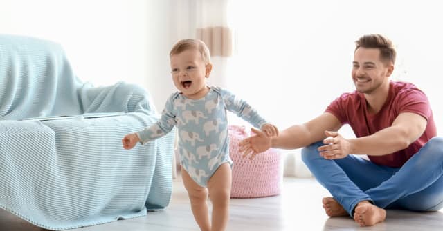 Geç Yürüyen Bebekler İçin Yapılabilecekler ve Uzman Tavsiyeleri image
