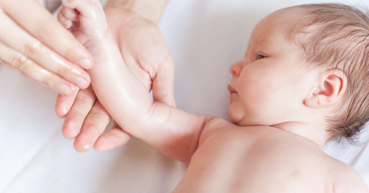Bebek Masajının Çeşitleri Nelerdir? kapak resmi