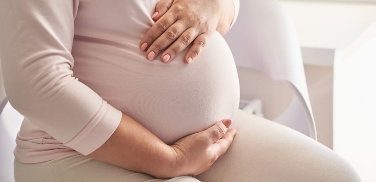 Hamilelikte Kaşıntı Neden Olur? Gebelikte Kaşıntı Sebepleri kapak resmi