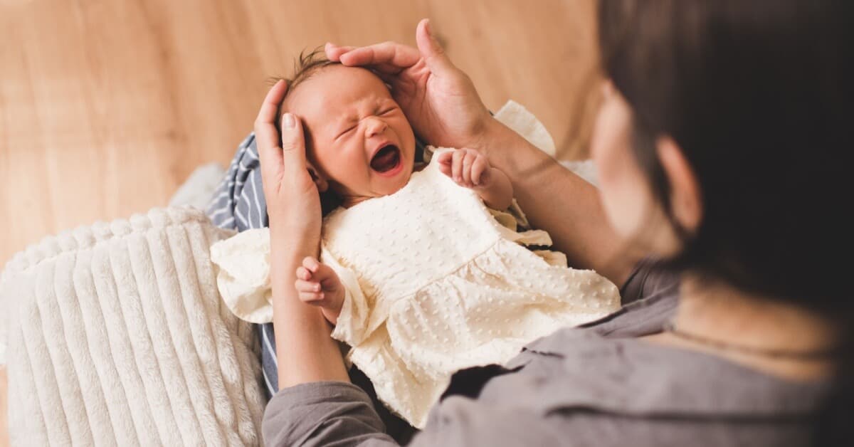 Kolik Bebek Nedir? Kolik Bebek Belirtileri Nelerdir? kapak resmi