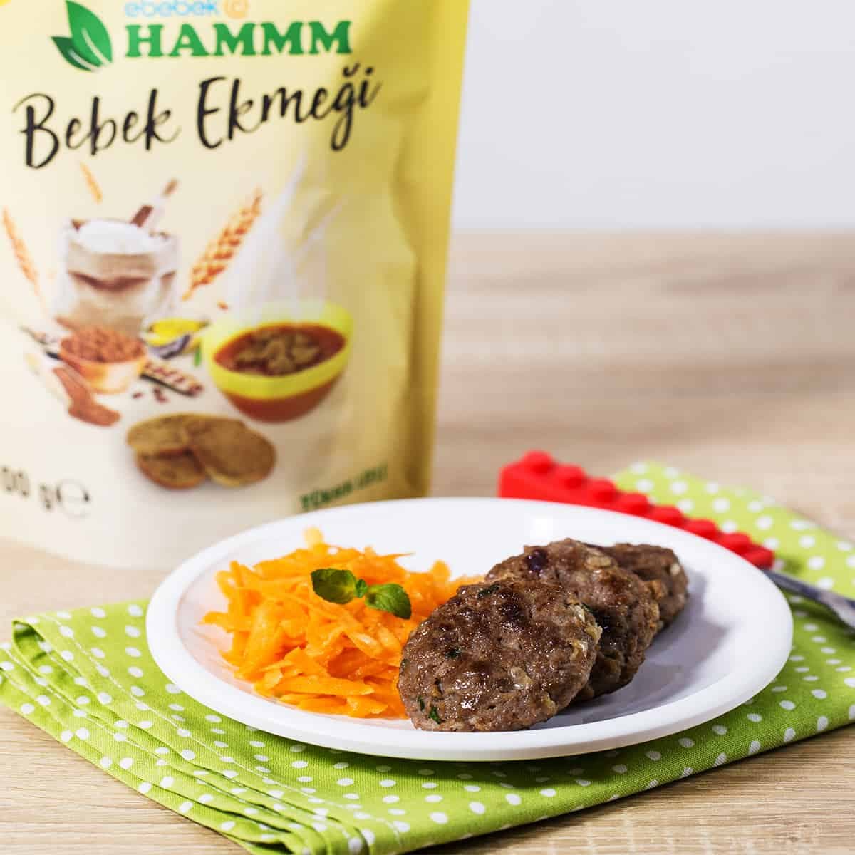 Hammm Bebek Ekmekli Köfte Tarifi! kapak resmi