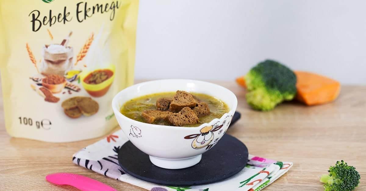 Bebek Ekmekli Brokoli Çorbası Tarifi kapak resmi