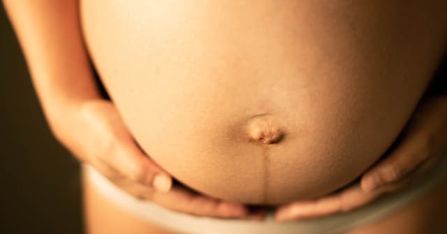 Karın Kası Ayrılması (Diastasis Recti) Nedir? Nasıl Tedavi Edilir? image