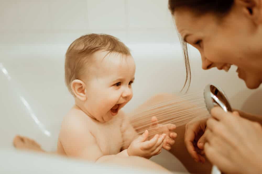 Bebek Banyosu Hakkında Her Şey