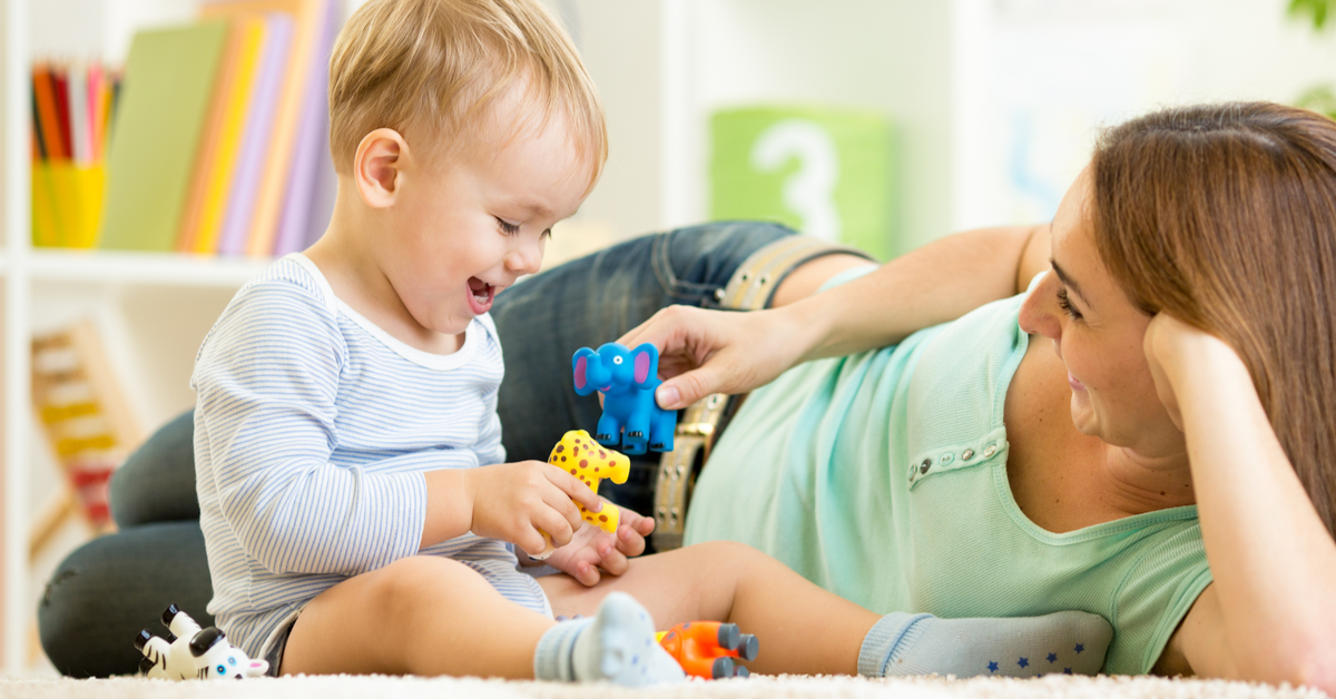 12-18 Aylık Bebek Oyunları ve Oyuncak Önerileri